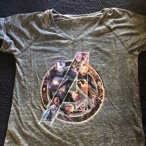 Marvel Avengers Grey Women's  HiLo TShirt Size L